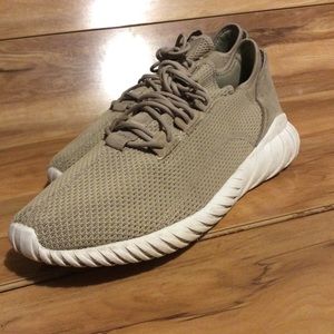 Adidas Men’s Tubular Doom Khaki Knit Sz 12